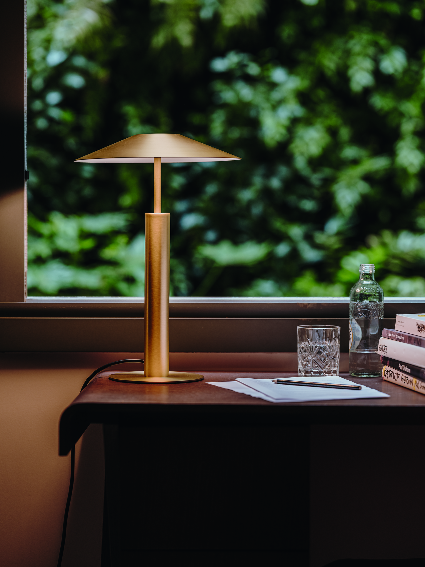 H Contemporary Table Lamp