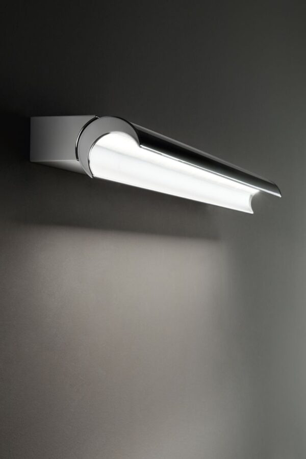 Halfpipe Curved LED Wall Light